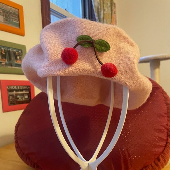 Soft Pink Felt Cherry Beret - Picture 1 of 3